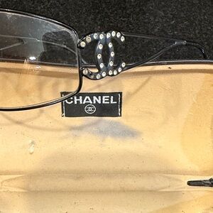 CHANEL Black Rimless Reading Glasses with Crystal CC Logo